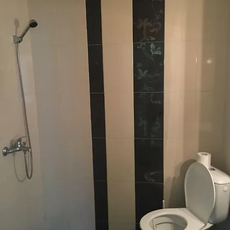 Къща за гости Guest Luxor